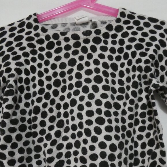 H&M | 12-18 months | Chic Polka Dot Sweater | Sparkling Gold Bow Pockets - Picture 4 of 13